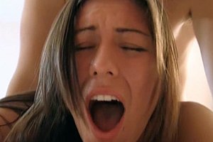 超乳hitomi在线播放 Porn