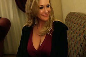 美国熟妇办公室性爱 Porn